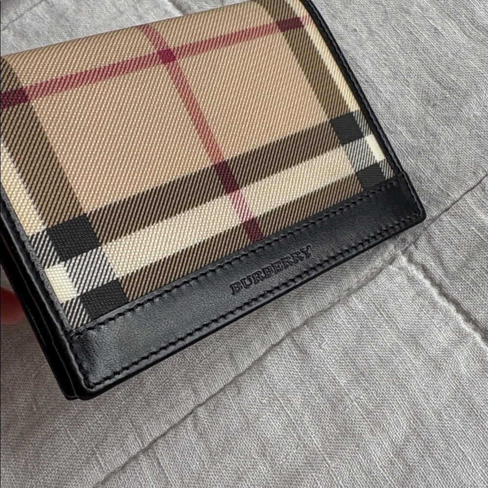 ❤️SOLD❤️ Classic Burberry Check Wallet Card Holder